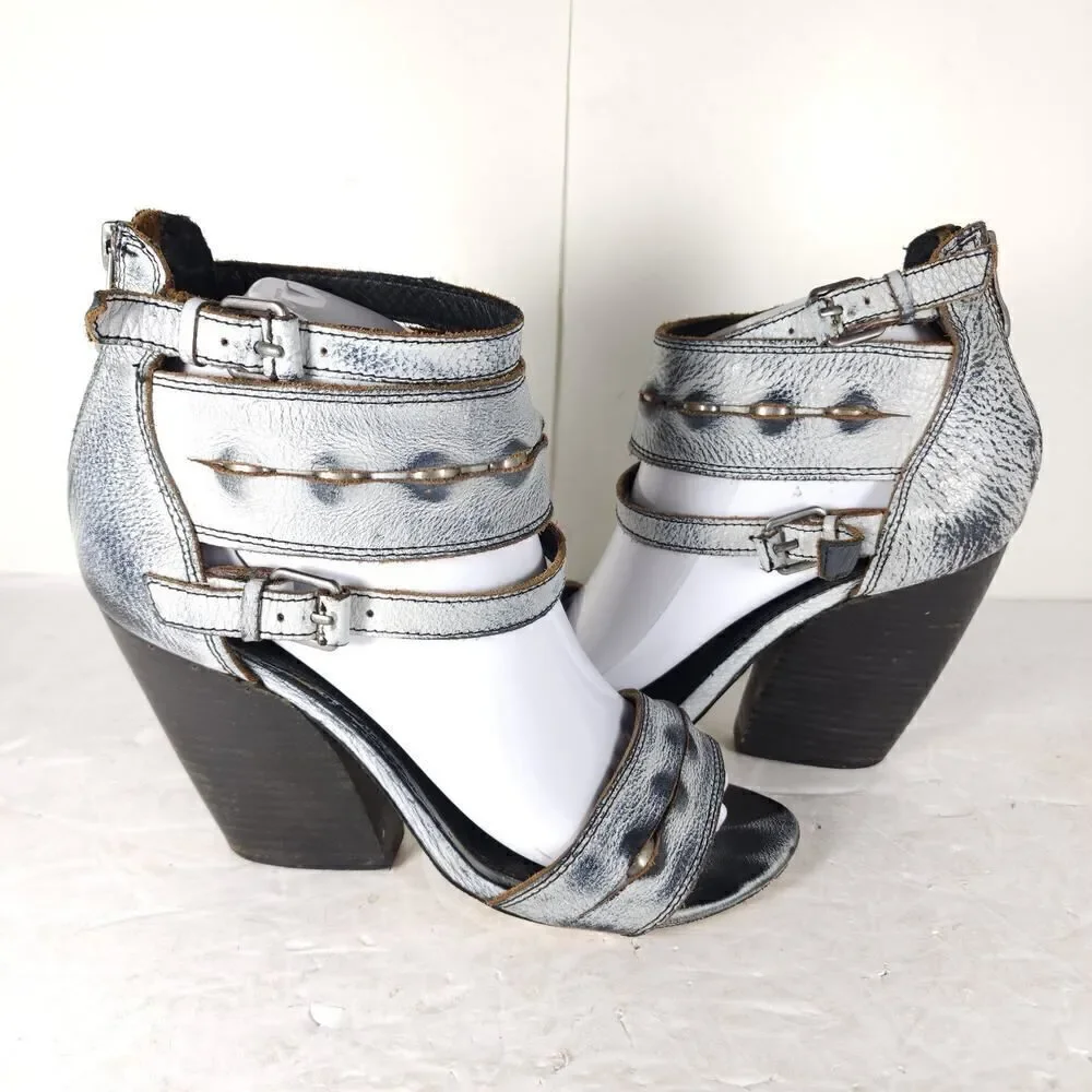 Mia MLE Women's Monterey US 7M Gray Silver Distressed Leather Open Toe Sandals
